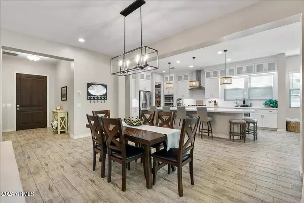 4386 E LEROY Street, Gilbert, AZ 85295