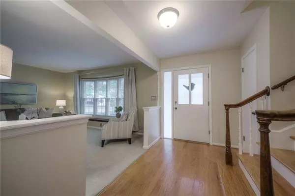 12800 St. Andrews DR, Kansas City, MO 64145