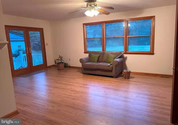 6224 FREDERICKS HALL RD, Mineral, VA 23117