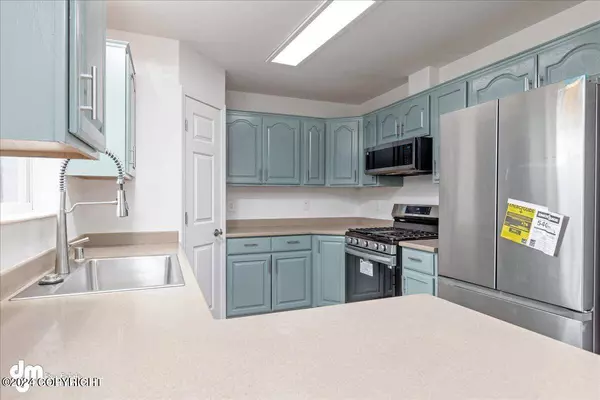 5950 Kody DR #10, Anchorage, AK 99504