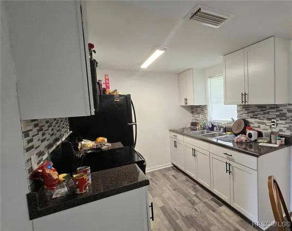 18 W Golden ST, Beverly Hills, FL 34465