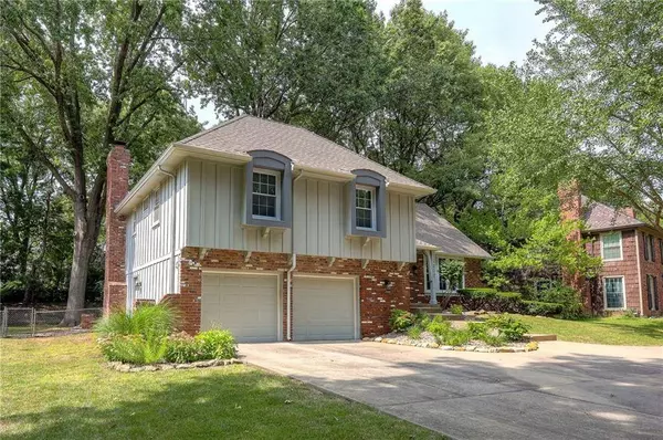 12800 St. Andrews DR, Kansas City, MO 64145