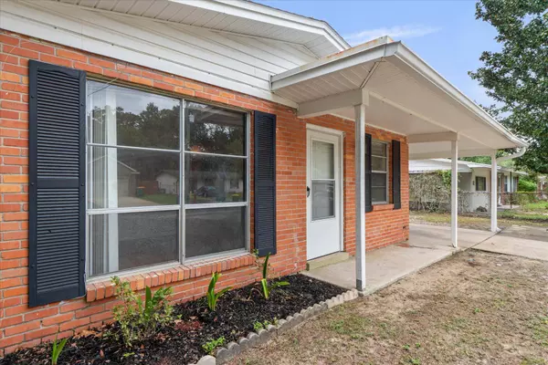 216 Revere Drive, Fort Walton Beach, FL 32547