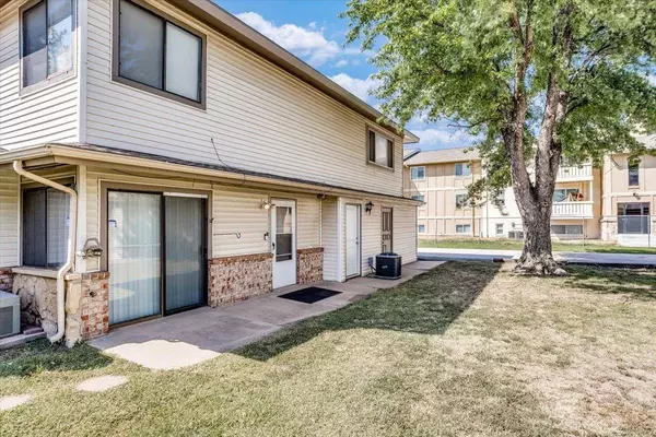 8716 W University St Apt B, Wichita, KS 67209