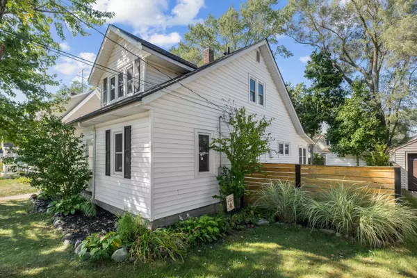 1047 Arlington NE Street, Grand Rapids, MI 49505