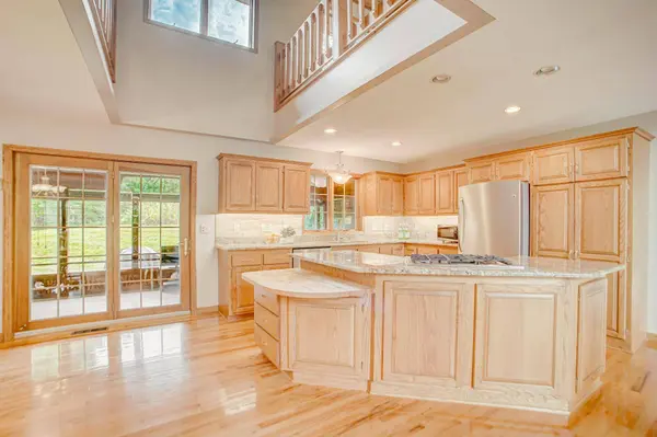 455 Old E E, Saint Joseph Twp, WI 54016