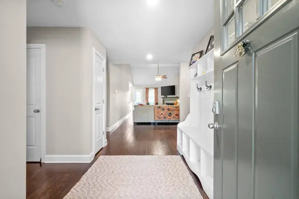 2365 Colston Dr, Clarksville, TN 37042