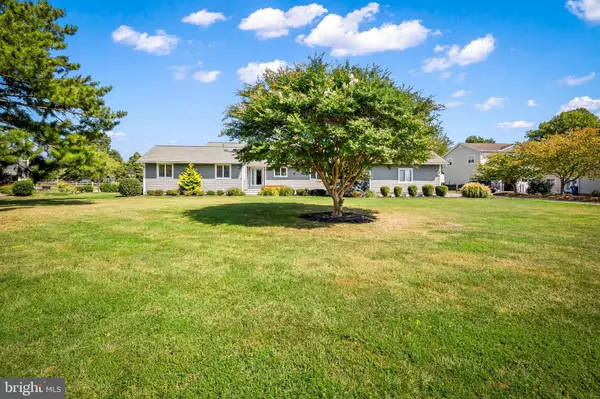 212 PROSPECT BAY DR, Grasonville, MD 21638