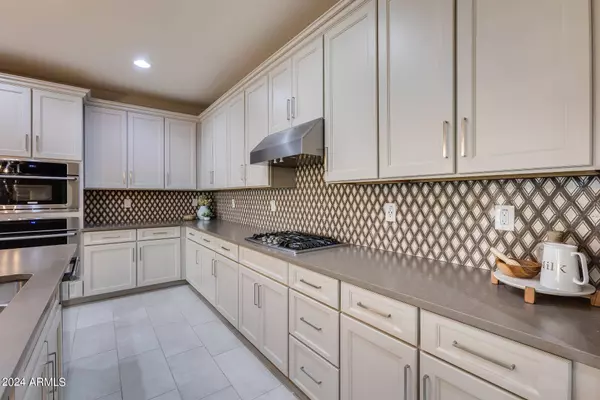 24576 N 143RD Drive, Surprise, AZ 85387