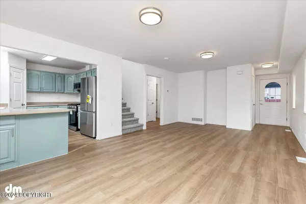 5950 Kody DR #10, Anchorage, AK 99504