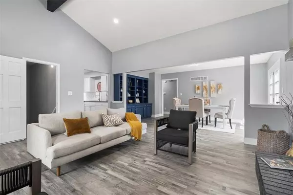 6015 Michigan AVE, Kansas City, MO 64130