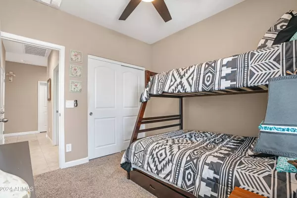 8318 W SPRINGFIELD Way, Florence, AZ 85132