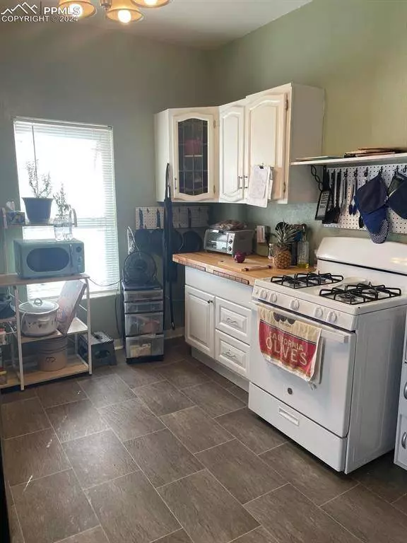 1333 E 10th ST, Pueblo, CO 81001