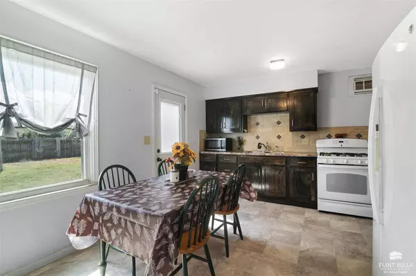 1035 Northwest AVE, Junction City, KS 66441