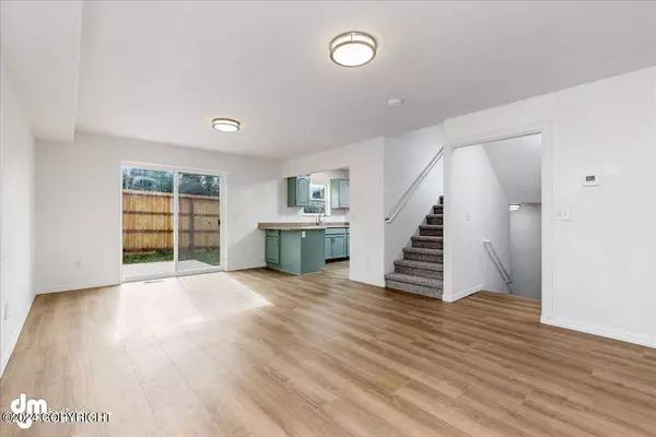 5950 Kody DR #10, Anchorage, AK 99504