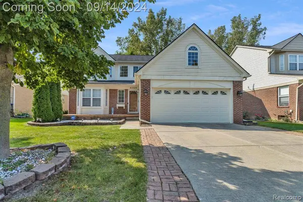 41523 STRAWBERRY, Canton, MI 48188