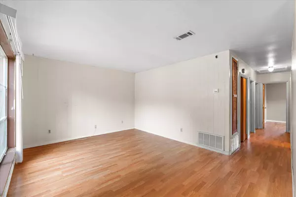 216 Revere Drive, Fort Walton Beach, FL 32547