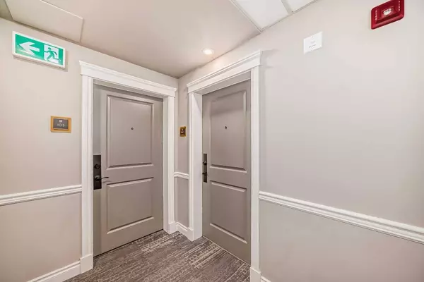 30 Mahogany Mews SE #104, Calgary, AB T3M 3H4