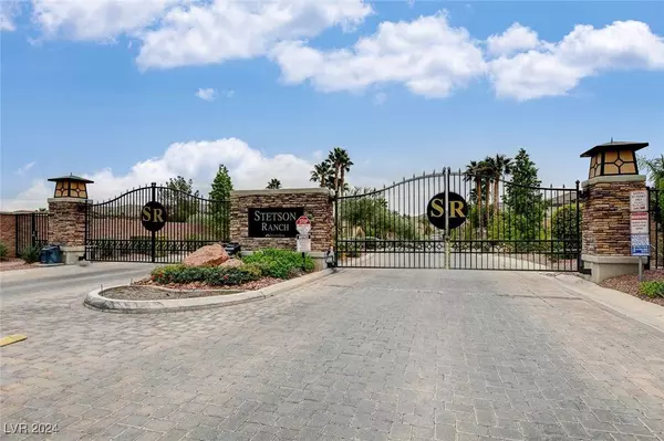 10036 Long Barrow Court, Las Vegas, NV 89148