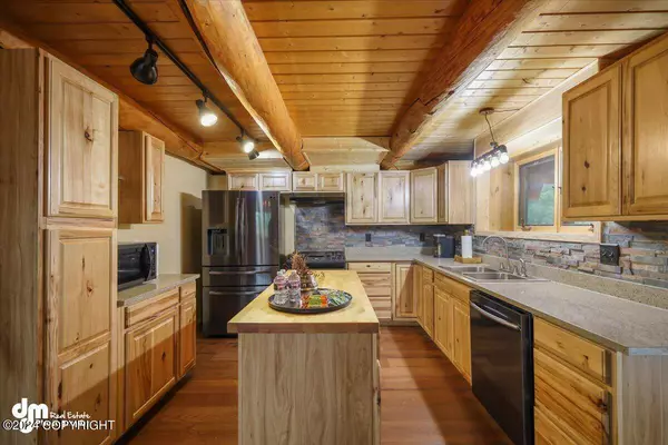 18008 W Marion DR, Big Lake, AK 99652