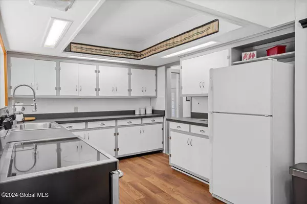 34 E Holcomb Street, Johnsburg, NY 12853