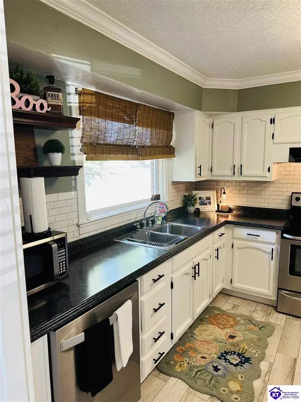 104 McClelland Court, Campbellsville, KY 42748