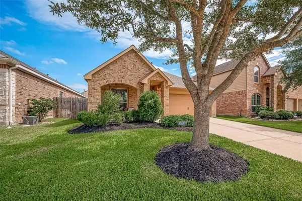 27146 Danbridge Gulch LN, Katy, TX 77494