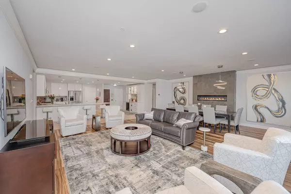 101 Harbor Greene Drive #W302, Bellevue, KY 41073