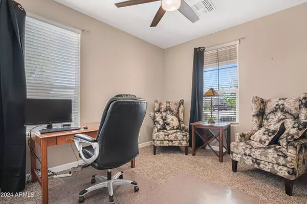 8318 W SPRINGFIELD Way, Florence, AZ 85132