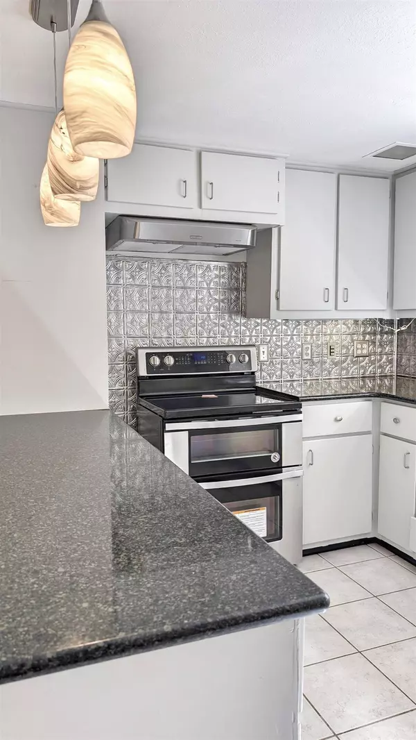 353 Boston Post RD, Amherst, NH 03031