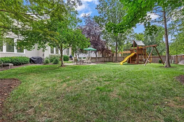 14312 MELROSE ST, Overland Park, KS 66221