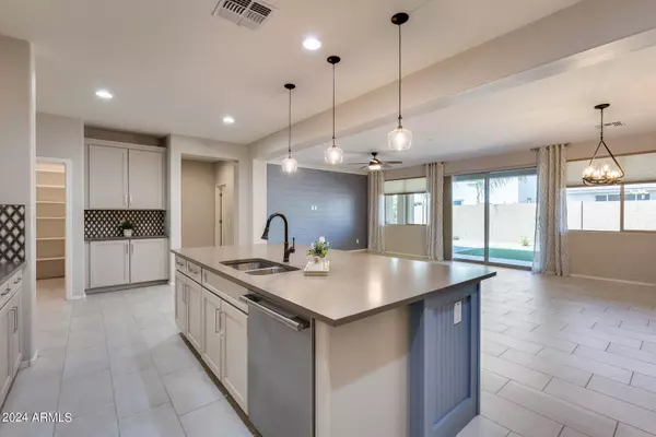 24576 N 143RD Drive, Surprise, AZ 85387