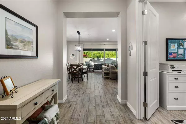 4386 E LEROY Street, Gilbert, AZ 85295