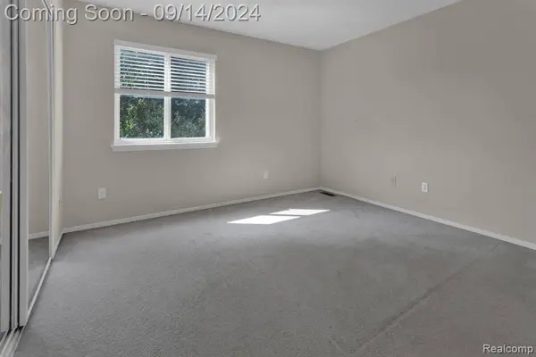 41523 STRAWBERRY, Canton, MI 48188