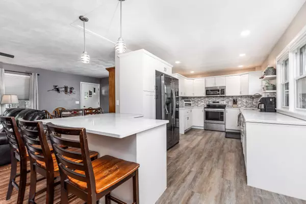 616 Galena Avenue, Warren, IL 61087