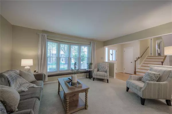 12800 St. Andrews DR, Kansas City, MO 64145