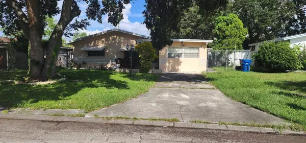 2127 EUCLID CIR E, Clearwater, FL 33764