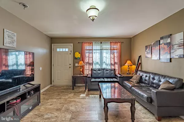 800 E 9TH ST, Chester, PA 19013