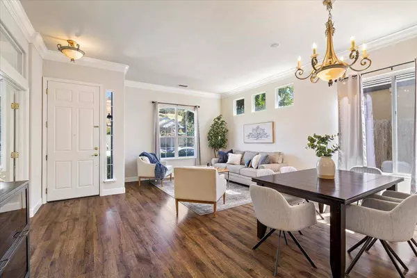 1131 Burwick LN, Folsom, CA 95630