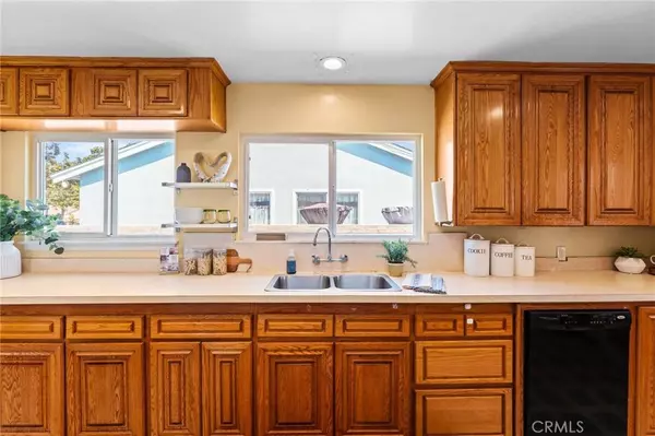 512 S Jefferson AVE S, Fullerton, CA 92832