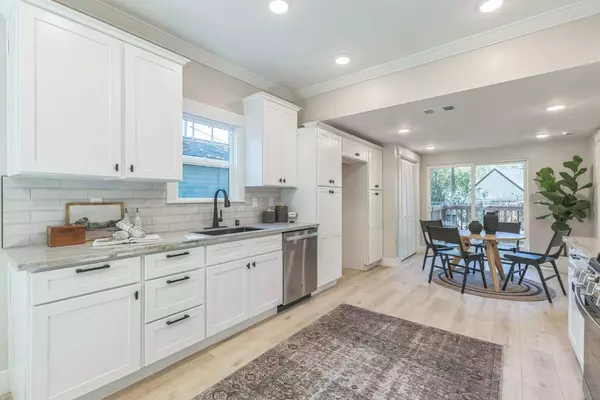 2646 2nd AVE, Sacramento, CA 95818