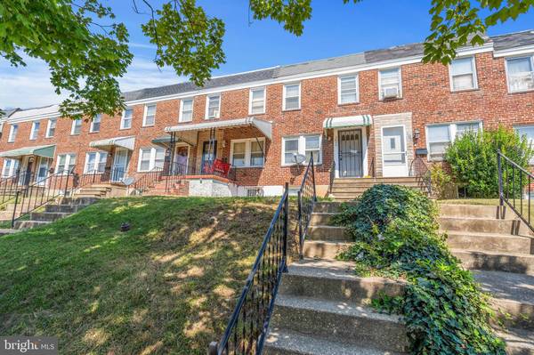 3820 LYNDALE AVE, Baltimore, MD 21213