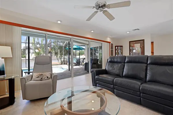 613 79TH CIR S, Saint Petersburg, FL 33707