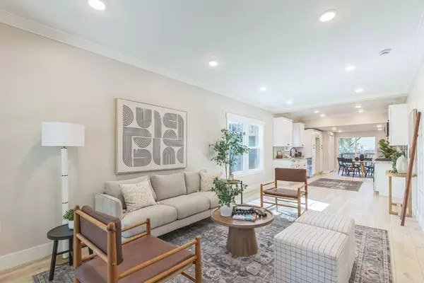 2646 2nd AVE, Sacramento, CA 95818