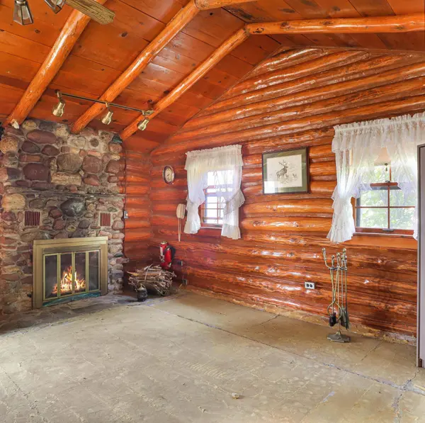 1649 70th ST, Apple River Twp, WI 54810