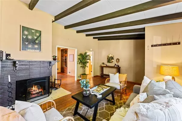 512 S Jefferson AVE S, Fullerton, CA 92832