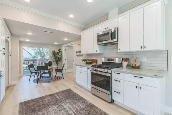 2646 2nd AVE, Sacramento, CA 95818