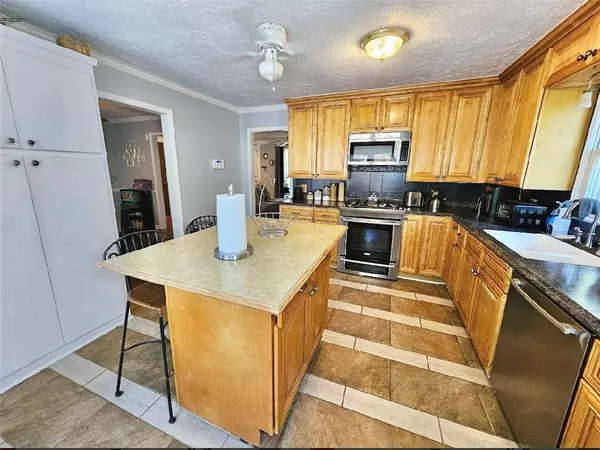 2598 Canon DR SW, Marietta, GA 30064