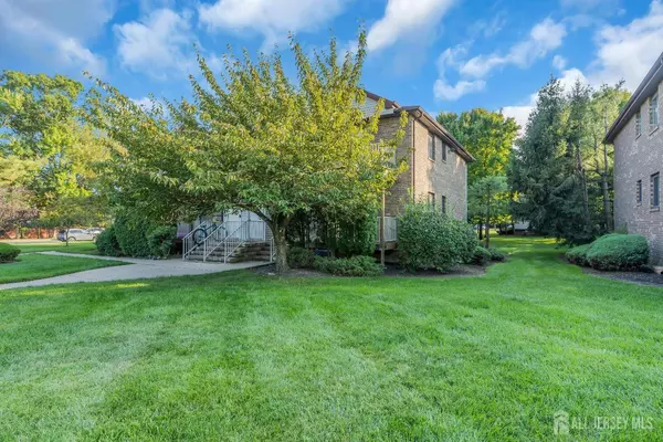 4115 Birchwood CT, North Brunswick, NJ 08902