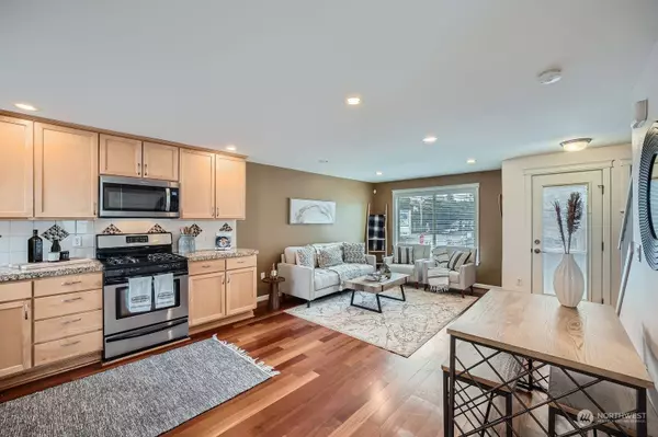 858 NE 92nd ST, Seattle, WA 98115